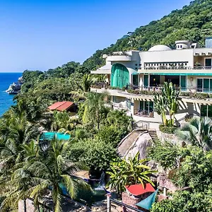 South Shore Armonia Luxury Boutique Inn